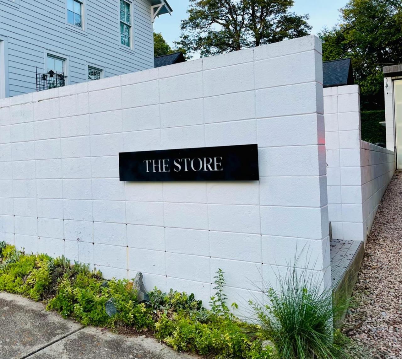 The Store Raleigh Exteriör bild